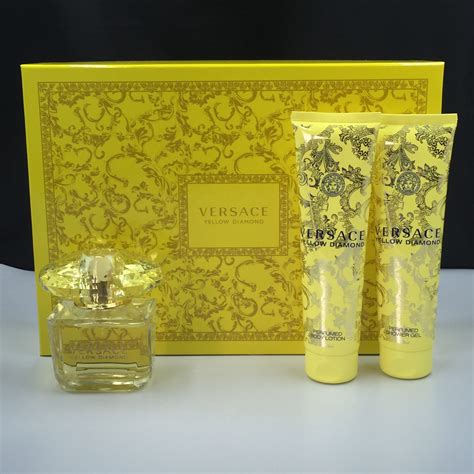 yellow diamond Versace gift set